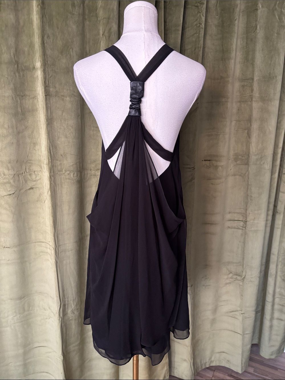 Alice + Olivia Black Draped Backless Cocktail Dress, US2